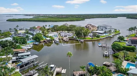 120 Carlyle Cir, Palm Harbor, FL 34683