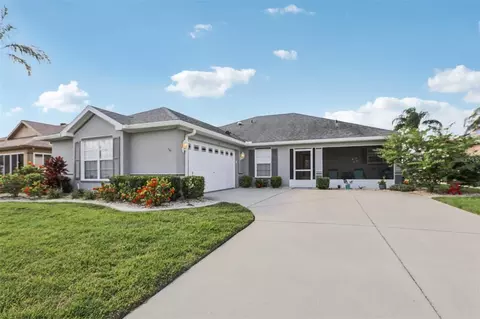 2331 Emerald Lake Dr, Sun City Center, FL 33573