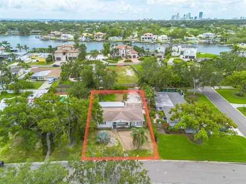 710 37th Ave NE, Saint Petersburg, FL 33704