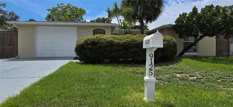 9125 Lunar Ln, Port Richey, FL 34668