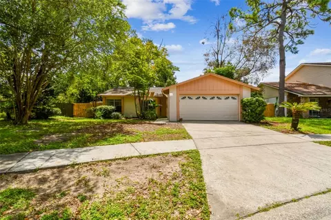 14615 Daybreak Dr, Lutz, FL 33559