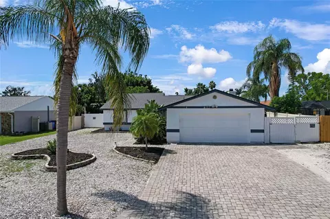 6713 35th Ave W, Bradenton, FL 34209