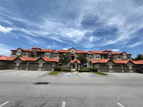 18106 Peregrines Perch Pl #202, Lutz, FL 33558