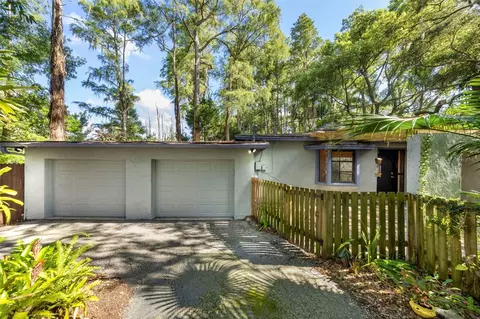5803 Myrtle Ln, Tampa, FL 33625