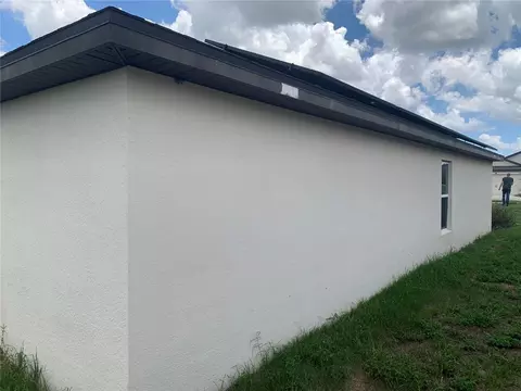 Exterior - 2187 Mandarin Loop, Dundee, FL 33838 photo 6 of 10