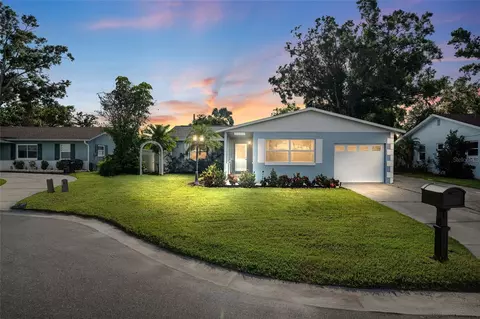 5050 45th St N, Saint Petersburg, FL 33714