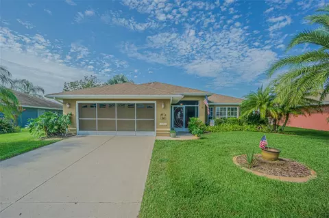10711 Cup Dr, San Antonio, FL 33576