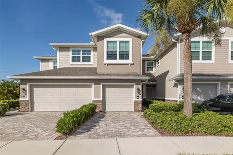 5498 Riverwalk Preserve Dr, New Port Richey, FL 34653