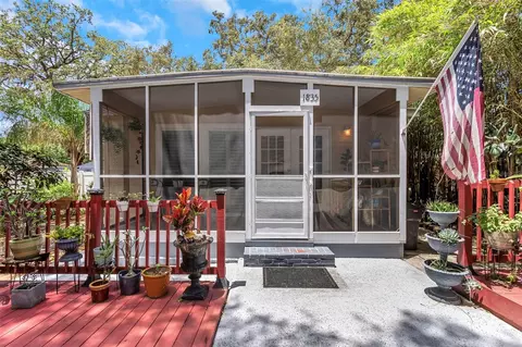 1835 Beachway Ln, Odessa, FL 33556