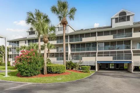 5557 Sea Forest Dr #118, New Port Richey, FL 34652