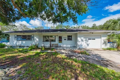9046 3rd St N, Saint Petersburg, FL 33702