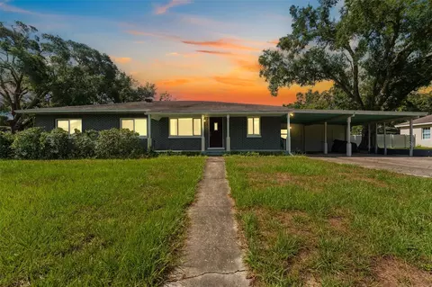 209 Elrod Dr, Brandon, FL 33510