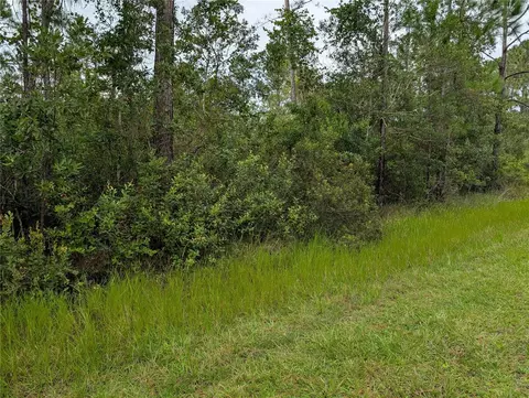 302 Pandora Dr, Indian Lake Estates, FL 33855