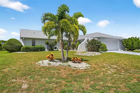 2021 El Rancho Dr, Sun City Center, FL 33573