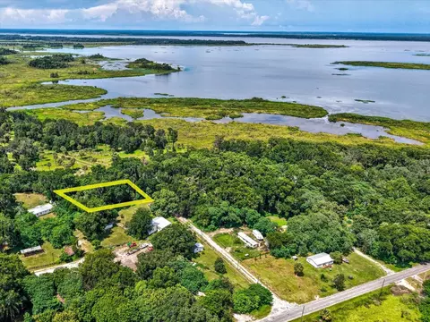 19270 NW 53rd Ct, Reddick, FL 32686
