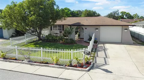 7316 Fireside Dr, Port Richey, FL 34668