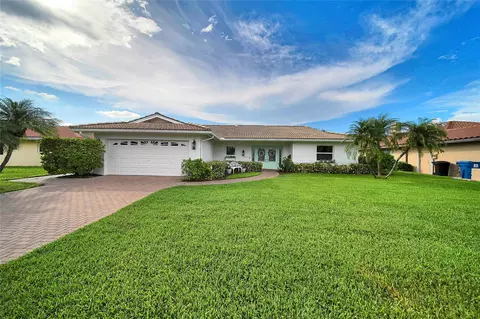 2025 Michigan Ave NE, Saint Petersburg, FL 33703