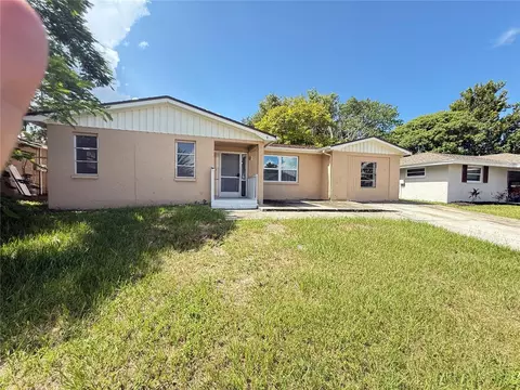 7236 San Carlos Dr, Port Richey, FL 34668