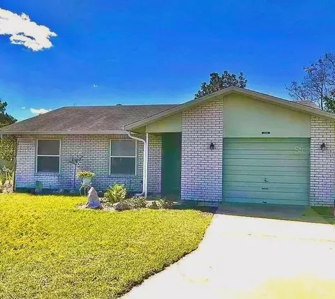 9320 SE Maricamp Rd, Ocala, FL 34472
