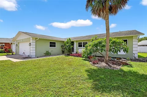8402 Granite Pl, Tampa, FL 33615