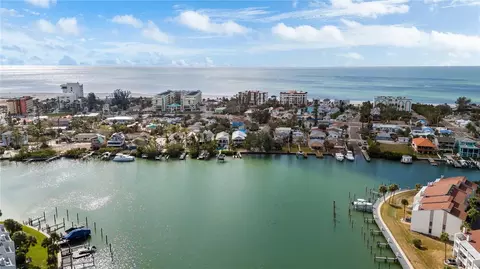 12116 Lagoon Ln, Treasure Island, FL 33706