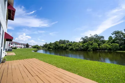 1440 Water View Dr W #105, Largo, FL 33771