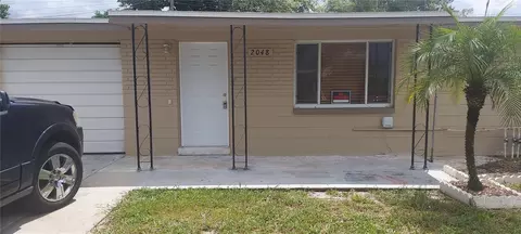 2048 Hess Dr, Holiday, FL 34691