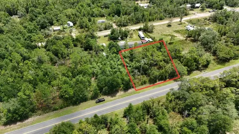 NW Lake Mckinzie Boulevard, Altha, FL 32421