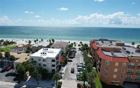 2112 Gulf Blvd #4A, Indian Rocks Beach, FL 33785