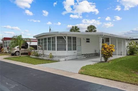 2000 E Bay Dr #134, Largo, FL 33771
