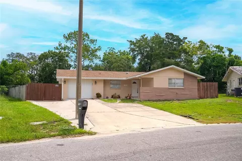 7931 Bracken Dr, Port Richey, FL 34668