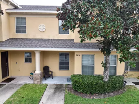 6252 Timberly Ln, Zephyrhills, FL 33542