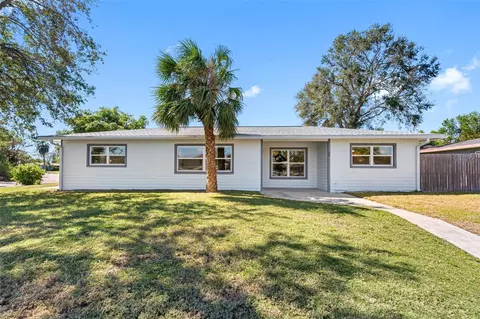 6400 113th St, Seminole, FL 33772