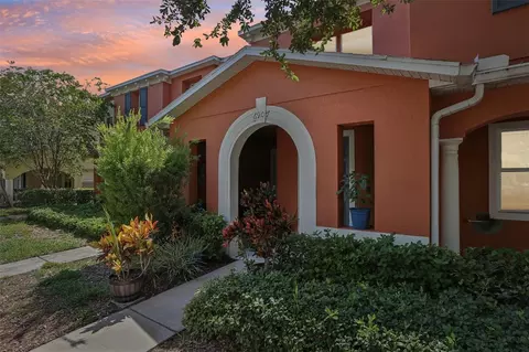 6907 Hawthorne Trace Ln, Riverview, FL 33578