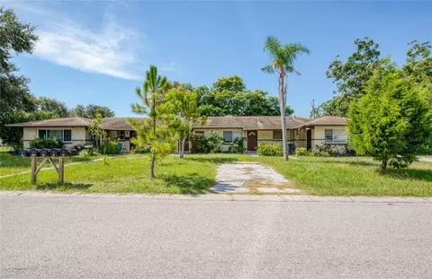 1959 Rainbow Dr, Clearwater, FL 33765