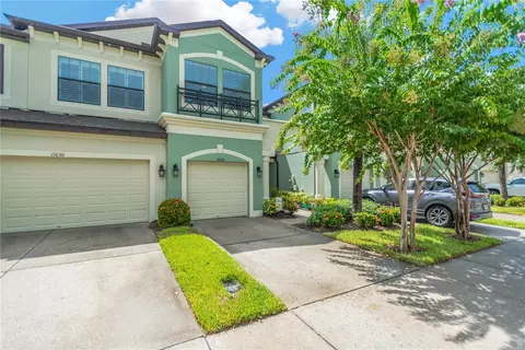 11632 Crowned Sparrow Ln, Tampa, FL 33626