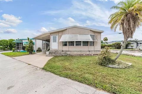 212 52nd Avenue Plz W, Bradenton, FL 34207
