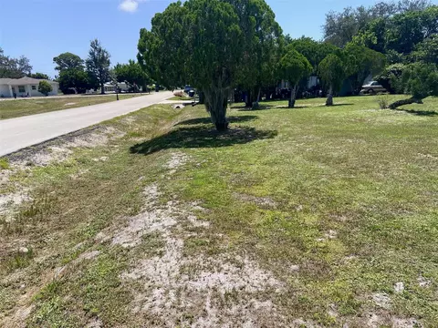 2203 Avienda Ave, Fort Pierce, FL 34946