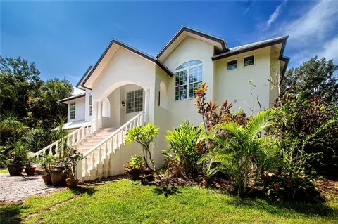 1422 Lightfoot Rd, Wimauma, FL 33598