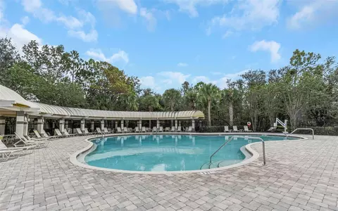 Exterior - 14818 Edgemere Dr, Spring Hill, FL 34609 photo 5 of 7