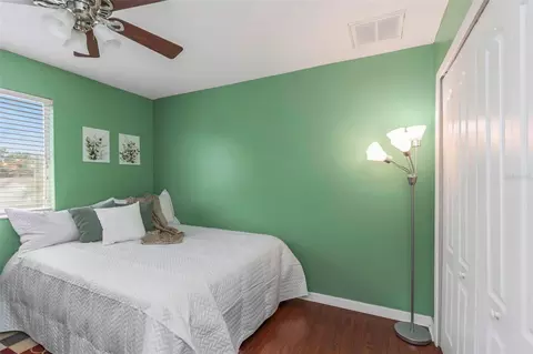 Bedroom - 14818 Edgemere Dr, Spring Hill, FL 34609 photo 6 of 9