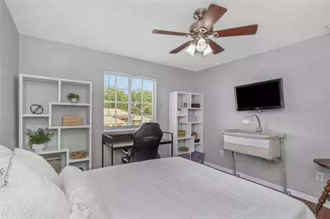 Bedroom - 14818 Edgemere Dr, Spring Hill, FL 34609 photo 9 of 9
