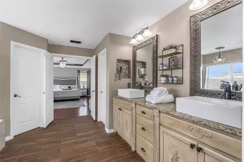 Bath - 14818 Edgemere Dr, Spring Hill, FL 34609 photo 1 of 10