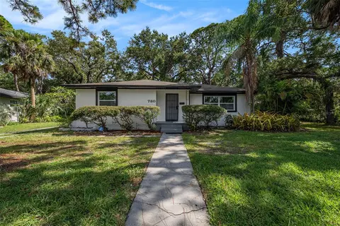 780 28th Ave S, Saint Petersburg, FL 33705