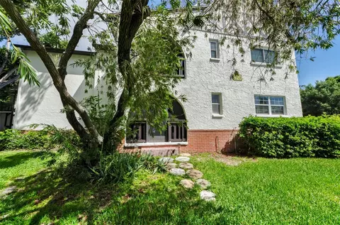 420 N Bayshore Blvd #108, Clearwater, FL 33759
