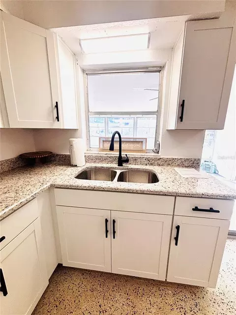Kitchen - 6125 Beacon Point Dr, Weeki Wachee, FL 34607 photo 3 of 4