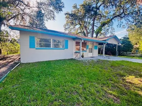 Exterior - 6125 Beacon Point Dr, Weeki Wachee, FL 34607 photo 7 of 7