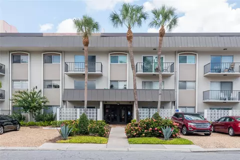 4607 W Fig St #208, Tampa, FL 33609