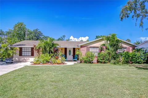 9931 Bay Dr, Gibsonton, FL 33534