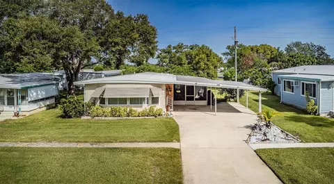 225 Lake Tarpon Dr #22, Palm Harbor, FL 34684